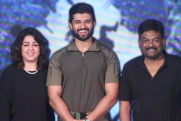 தலையில் துண்டை போட்ட விஜய் தேவரகொண்டா! ஷூட்டிங் கூட முடியல, அடுத்த படமும் நஷ்டம் | Vijay Devarakonda Next Film Shelved