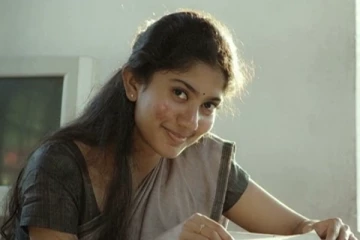 என்னது மலர் டீச்சரா நடிக்கவிருந்தது சாய் பல்லவி இல்லையா!! உண்மையை கூறிய இயக்குனர்