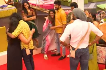 இரண்டாவதாக என்ட்ரியான குடும்பம்! மகிழ்ச்சியில் வருணை கட்டிப்பிடித்து பிரியங்கா செய்த காரியம்