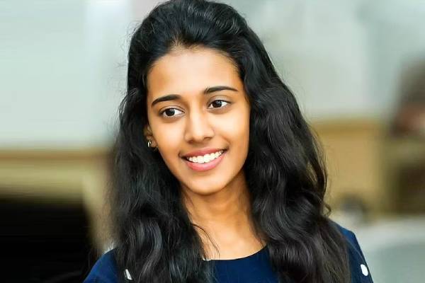 நடிகையான சூப்பர் சிங்கர் புகழ் பிரியங்கா- எந்த படத்தில் தெரியுமா?