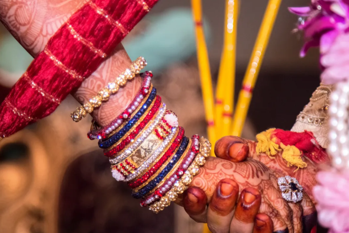 180 கோவில்களில் ஒரே நாளில் 1200 திருமணம் உறவினர்கள் குவிந்ததால் திணறிய பக்தர்கள் | Aug 23 2026 1800 Wedding In Single Day