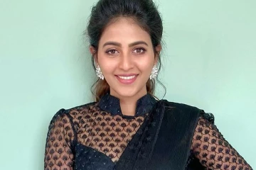 அஞ்சலியா இது? எடையை குறைத்து ஒல்லியாக மாறியிருக்கும் லேட்டஸ்ட் போட்டோஸ்