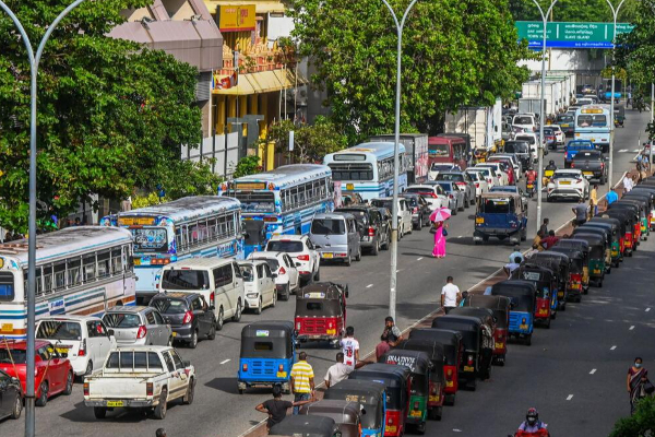 இன்று வெள்ளிக்கிழமை பெட்ரோல் மற்றும் டீசல் பெற்றுக்கொள்ள கூடிய இடங்கள்: முழுமையான விபரம் வெளியீடு | Places To Get Petrol And Diesel Today Friday