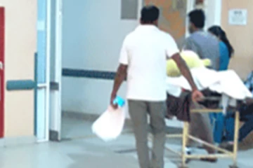 இளைஞர் ஒருவர் கொடூரமாக வெட்டிக்கொலை! தம்பதியினர் கைது