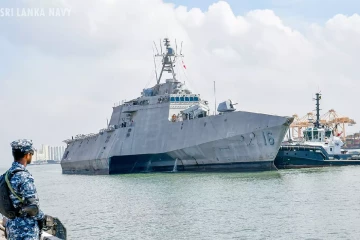 ‘USS TULSA’ ඇමෙරිකානු යුද නෞකාව කොළඹින් පිටව යයි