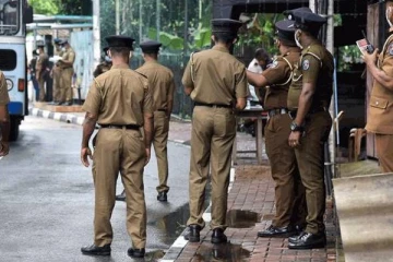 இலங்கையில் 8 பங்களாதேஷ் பிரஜைகள் அதிரடி கைது! வெளியான பின்னணி