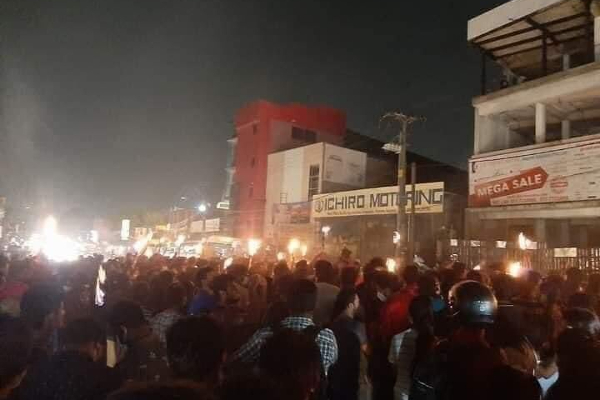 மடிவெல பிரதேசத்தில் குவிக்கப்பட்டுள்ள பொலிஸார்! களத்தில் குதித்த மாணவர்கள் | Sri Jayewardenepura University Students Protest