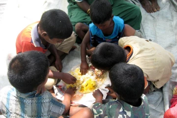 பிச்சைக்கார நாடாக மாற்றிய இந்த மோசடி அரசாங்கம் இருக்கும் வரை எந்த சர்வதேசமும் எமக்கு உதவாது!