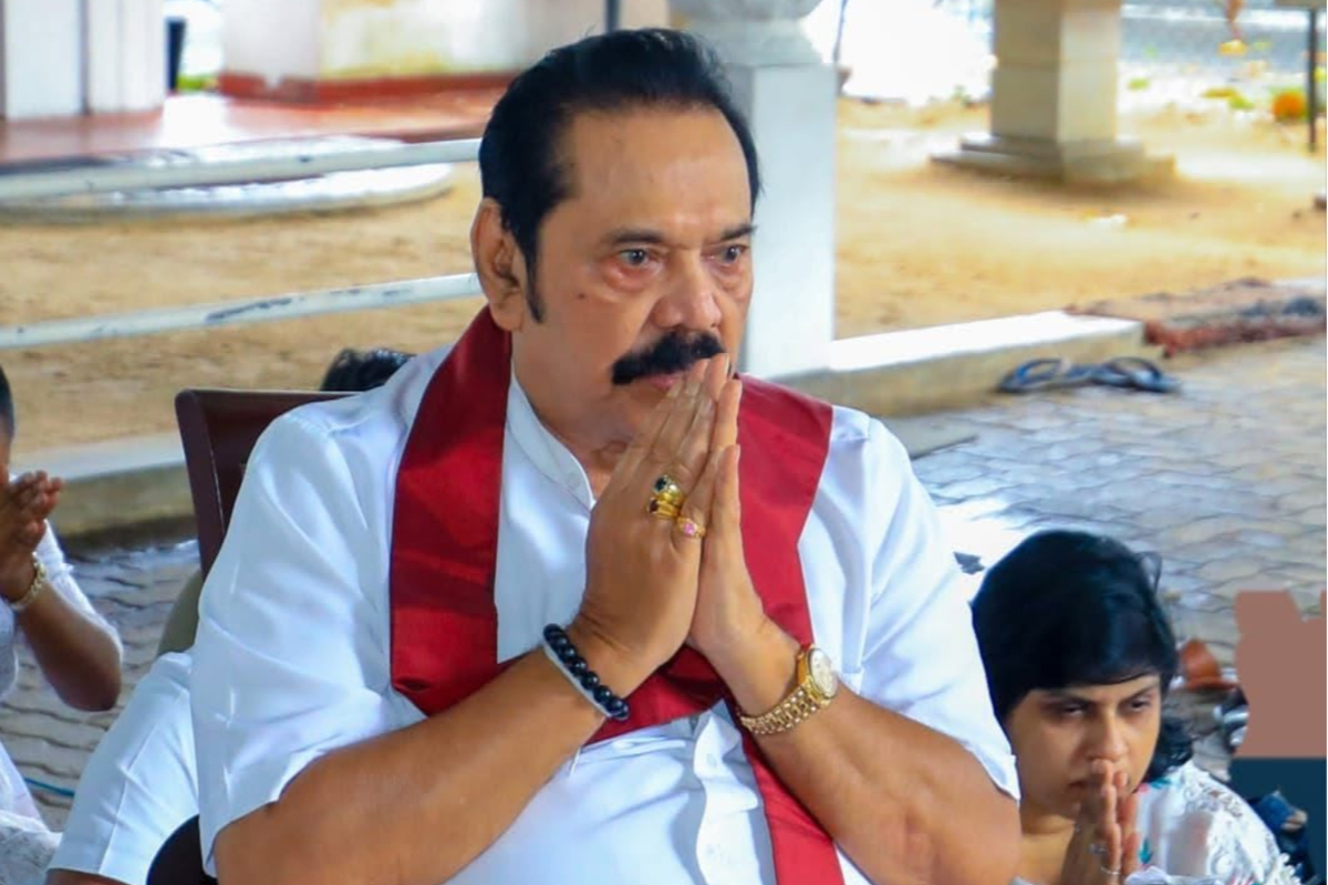 மகிந்தவுக்கு பதிலாக கைது செய்யப்பட்ட ஷிரந்தி! கை விலங்கோடு மக்களிடம் காட்சிப்படுத்த தீர்மானம் - வலுக்கும் எதிர்ப்பு | Shiranthi Arrested In Place Of Mahinda