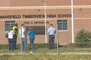 அமெரிக்காவில் சற்றுமுன் நடந்த பயங்கரம்! உயர்நிலைப் பள்ளி ஒன்றில் சரமாரி துப்பாக்கிச்சூடு., சந்தேக நபரின் புகைப்படம் வெளியீடு