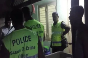 வவுனியாவில் அதிர்ச்சி சம்பவம்: வீட்டிலிருந்து சடலமாக மீட்கப்பட்ட குடும்பஸ்தர்!