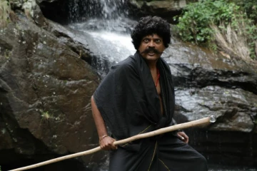 குழந்தைகளை பயமுறுத்த வரும் டாடி ஜான் விஜய்