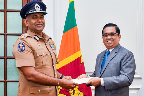 இன்று பொறுப்பேற்கும் புதிய காவல்துறை மா அதிபர் | Priyantha Weerasuriya Appointed As New Igp