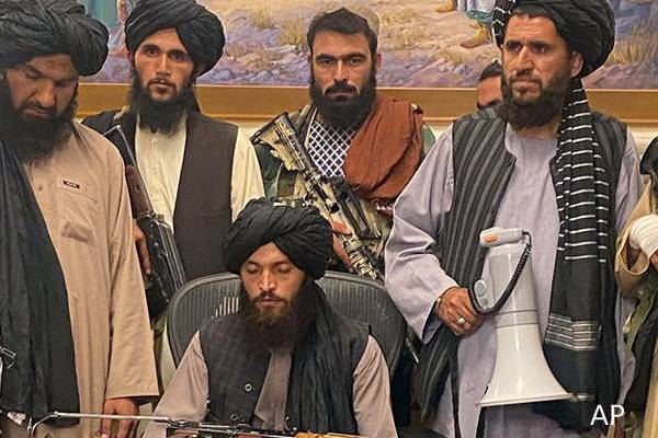 பெண்களை கணவர் அடிக்க அனுமதி வழங்கியுள்ள நாடு - ஆனால் 2 நிபந்தனைகள் | Talibans New Law Allow Men Can Beat Wife