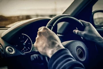 வாகன ஓட்டுநர்களுக்கு பொலிஸாரின் விசேட அறிவிப்பு