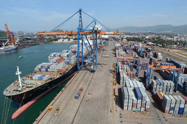 பற்றியெரியும் ஈரான்... போர்க்களமான தெருக்கள்: இந்தியாவிற்கு ஏற்பட்டுள்ள வர்த்தகப் பாதிப்பு | Will Iran Crisis Impact India