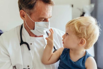 832 பிஞ்சு குழந்தைகள் பலி;  கொரோனாவின் கோரப்பிடியில் பிரேசில்