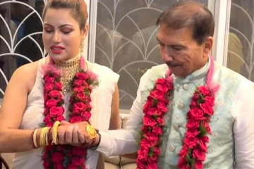 66 வயதில் தன்னை விட 28 வயது குறைவான பெண்ணுடன் 2 வது திருமணம்!  யார் இந்த கிரிக்கெட் வீரர்?