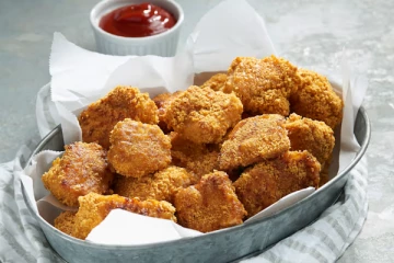 குழந்தைகள் விரும்பி உண்ணும் சிக்கன் நகெட்ஸ்.., எப்படி செய்வது?