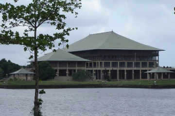 நாடாளுமன்றத்தில்  விடுதலைப்புலிகளின் தலைவருக்கு பிறந்த நாள் வாழ்த்து!