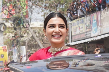 டாப் பாலிவுட் ஹீரோயின்களை பின்னுக்கு தள்ளிய சமந்தா!