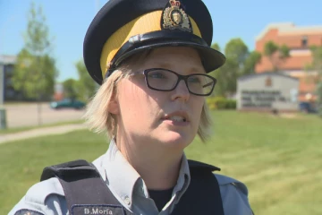 கனடாவில் பெண் பொலிஸ் உத்தியோகத்தரின் மோசமான செயல்