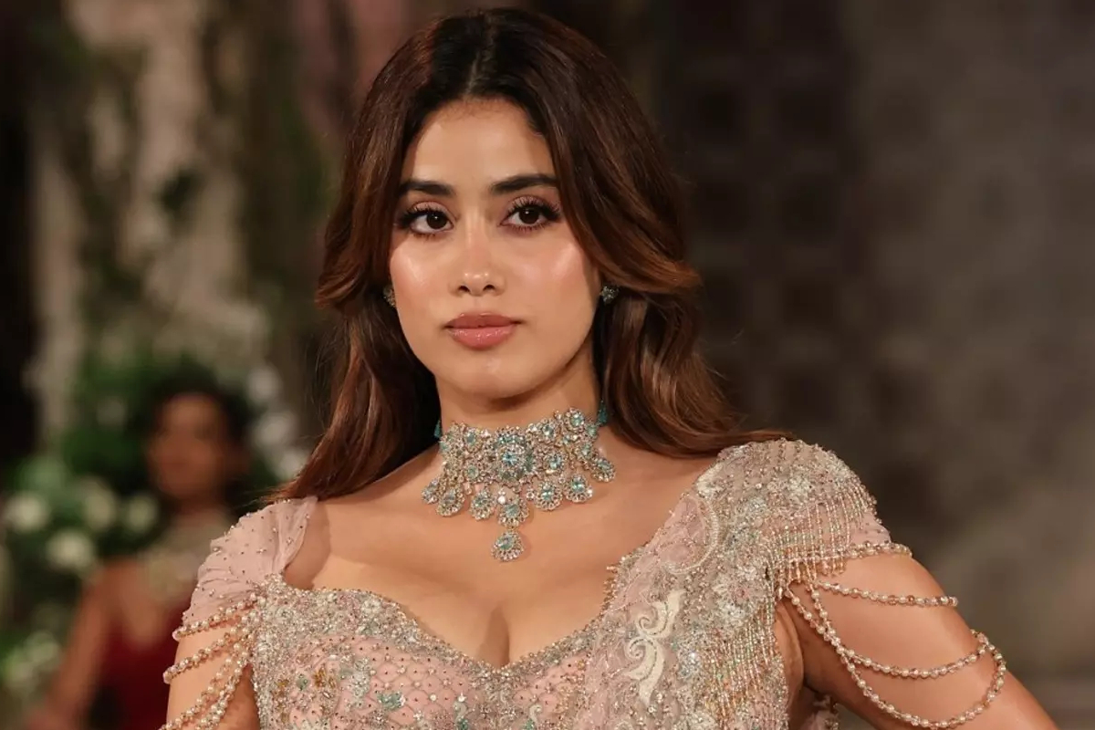 குடும்பத்தை பிரிந்தவர் ஸ்ரீதேவி... மோசமான விமர்சனங்களை எதிர்கொண்ட ஸ்ரீதேவி... ஜான்வி கபூர் வேதனை | Janhvi Kapoor About Sridevi Marriage And Criticism