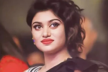 மோடி பற்றி கேட்ட ரசிகர்! ஒற்றை மீமில் பதில் சொன்ன ஓவியா- என்னனு பாருங்க?