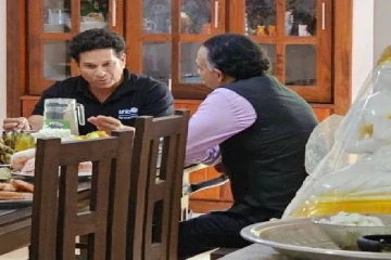 இலங்கைக்கு விஜயம் மேற்கொண்ட சச்சின் டெண்டுல்கர்