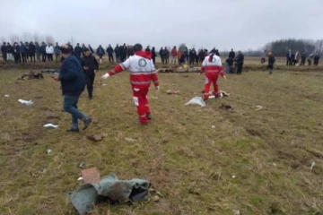 ஈரானில் இலகுரக பயிற்சி விமானம் விபத்துக்குள்ளானதில் மூவர் பலி