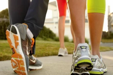 ஆரோக்கியமான வாழ்க்கை வாழ நாளொன்றுக்கு எவ்வளவு தூரம் நடக்கணும்?