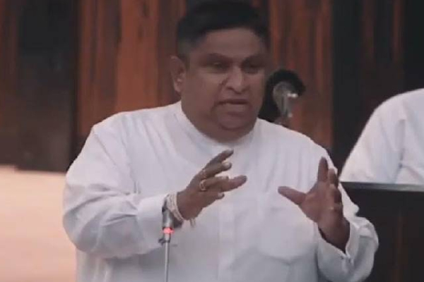 எதிர்க்கட்சியில் இருக்கையில் சண்டியர்கள்... இன்று நொண்டியர்கள்; நாடாளுமன்றில் சீறிய எம்பி! | While In The Opposition Bullies Are Now Cripples எதிர்க்கட்சியில் இருக்கையில் சண்டியர்கள்... இன்று நொண்டியர்கள்; நாடாளுமன்றில் சீறிய எம்பி! | While In The Opposition Bullies Are Now Cripples