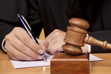 බාල වයස්කාර දැරියකට ලිංගික අතවර කළ විදුහල්පතිට ලැබුණු අධිකරණ නියෝගය.