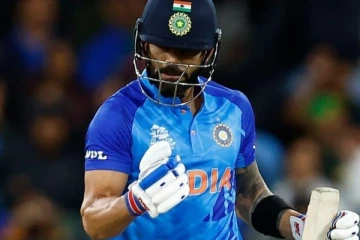 மீண்டும் நிரூபித்த கிங் கோலி.. புகழ்ந்து தள்ளிய சினிமா நட்சத்திரங்கள்! ட்விட்கள் தொகுப்பு