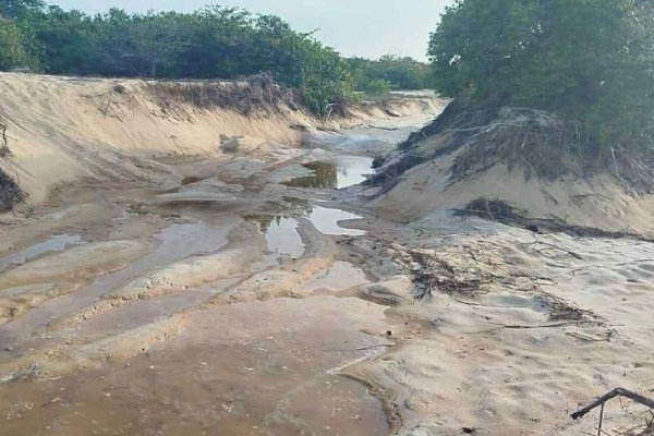 யாழில் காற்றில் பறந்ததா இளங்குமரன் எம்.பி வாக்குறுதி! | Sand Mining To Continue In Jaffna