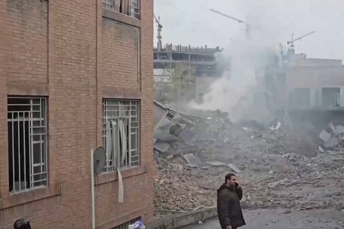 அமெரிக்க பல்கலைக்கழகங்களுக்கு குறிவைக்கும் ஈரான் - மாணவர்கள் வெளியேற எச்சரிக்கை | Iran Warns Us Universities In Middle East At Risk