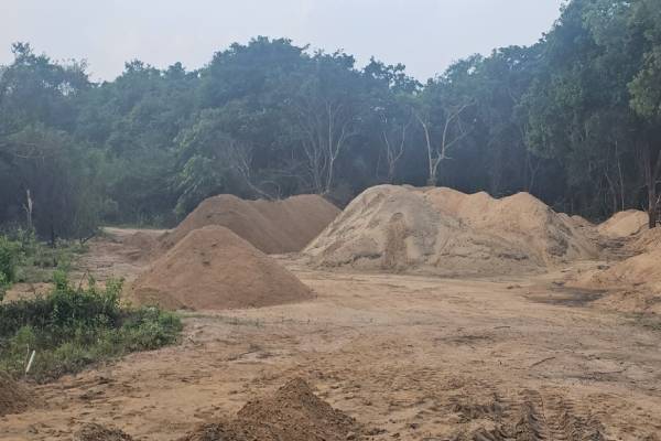 முல்லைத்தீவில் மணல் அகழ்வில் இடம்பெறும் ஊழல் - முன்வைக்கப்பட்டுள்ள குற்றச்சாட்டு | Sand Mining Permitted In Mullaitivu District