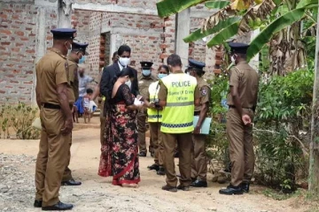 மனைவியை கொடூரமாக தாக்கி கொலை செய்த கணவன்!