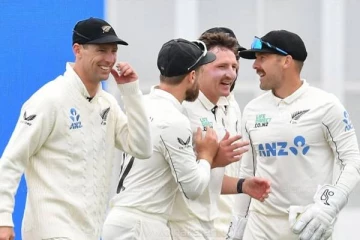 147 ஆண்டு வரலாற்றில் எந்த அணியும் செய்யாத சாதனை - அசத்திய இங்கிலாந்து அணி!