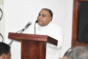 வேறு நாடுகள் செய்யாத தவறு எமது நாட்டில் எங்கோ நிகழ்ந்துள்ளது - சிறிலங்கா சுதந்திரக் கட்சி