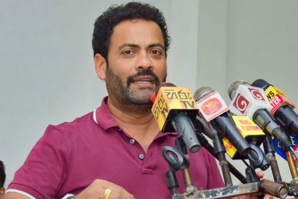 அரசாங்கத்திற்கு ஆபத்தாக மாறக்கூடிய விசில் சத்தம்.. மொட்டுக் கட்சி பகிரங்கம்! | Whistleblowing Can Be Dangerous For The Government அரசாங்கத்திற்கு ஆபத்தாக மாறக்கூடிய விசில் சத்தம்.. மொட்டுக் கட்சி பகிரங்கம்! | Whistleblowing Can Be Dangerous For The Government