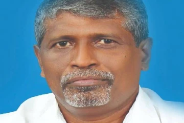 கொந்தளிக்கும் மக்களால் மற்றுமொரு அரசியல்வாதிக்கு நேர்ந்த கதி!
