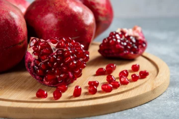 தினமும் ஒரு மாதுளை சாப்பிட்டால் உடலில் ஏற்படும் மாற்றங்கள் என்ன?