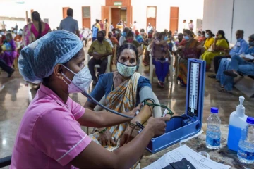 தமிழகத்தின் சில மாவட்டங்களில் கொரோனா தொற்று அதிகரிப்பு: மத்திய சுகாதாரத்துறை