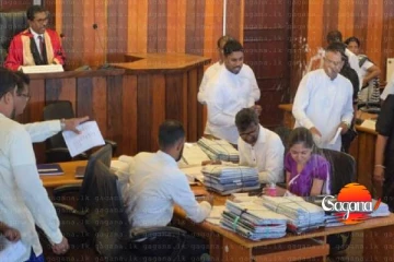 ගාල්ල මහ නගර සභාවේ උණුසුම් තත්ත්වයක්