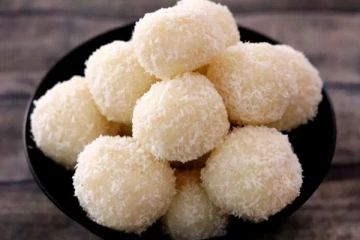 தித்திக்கும் சுவையில் தேங்காய் லட்டு.., இலகுவாக செய்வது எப்படி?