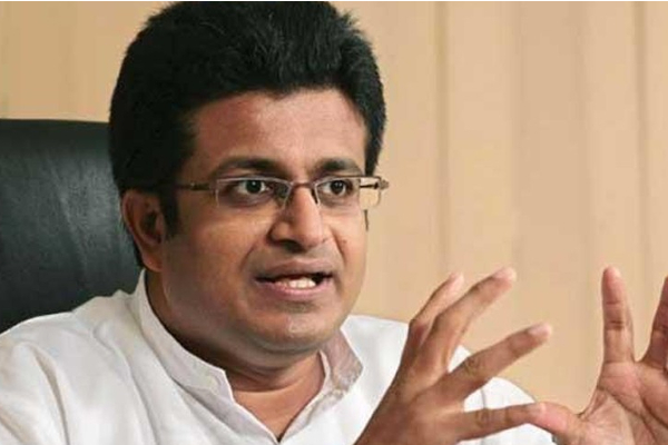 பசிலை வெளியேற்றி நாட்டை காக்கவேண்டும்! உதயகம்மன்பில வலியுறுத்து | Basil Rajapaksa Expelled From Parliament