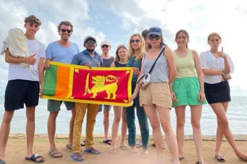 நான்கு நாட்களில் 33,076 சுற்றுலாப் பயணிகள் நாட்டுக்கு வருகை