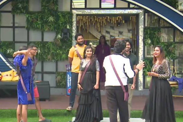 பிக்பாஸ் வீட்டிற்குள் மீண்டும் வந்து விக்ரமனை வச்சு செய்த முக்கிய போட்டியாளர்! | Dhanalakshmi Come Back Bigg Boss House Vikraman பிக்பாஸ் வீட்டிற்குள் மீண்டும் வந்து விக்ரமனை வச்சு செய்த முக்கிய போட்டியாளர்! | Dhanalakshmi Come Back Bigg Boss House Vikraman