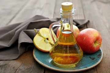 ஆப்பிள் சிடர் வினிகரை அதிகமாக எடுத்துகிட்டா இந்த பிரச்சினைலாம் வருமாம்! உஷாரா இருங்க